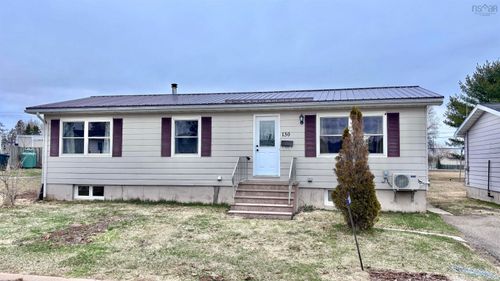 130 Passchendaele Ave, Debert, NS, B0M1G0 | Card Image