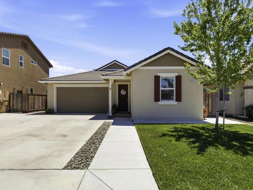 2923 Kings Way, Hollister, CA, 95023-9852 | Card Image