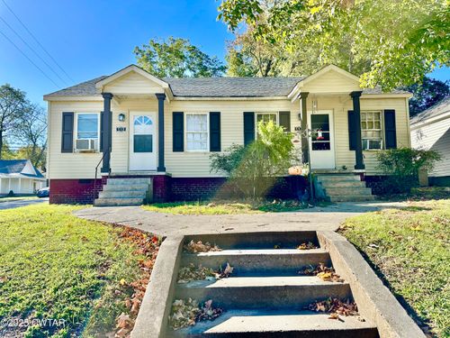 119 S 17th Ave, Humboldt, TN, 38343-3409 | Card Image