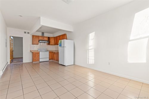 3-1644 Atlantic Ave, Brooklyn, NY, 11213-1123 | Card Image