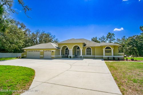 11092 Mirage Ave, WEEKI WACHEE, FL, 34614-3039 | Card Image