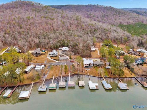 1950 White Elephant Rd, Grant, AL, 35747-7840 | Card Image