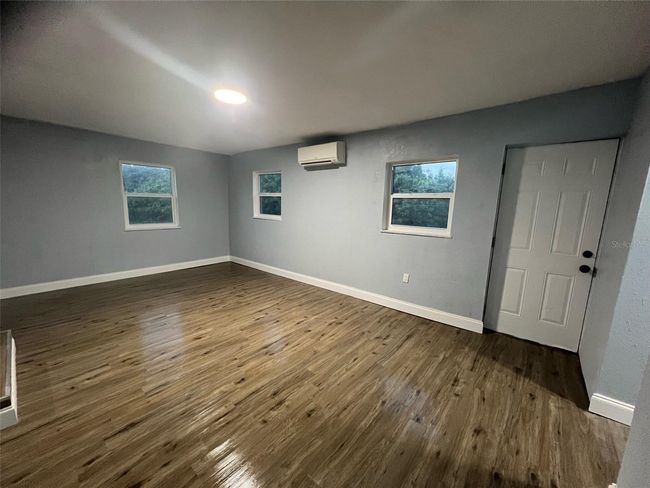 Flex Space Room | Image 18