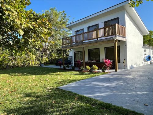 4311 Sw 31st Dr, West Park, FL, 33023-5645 | Card Image