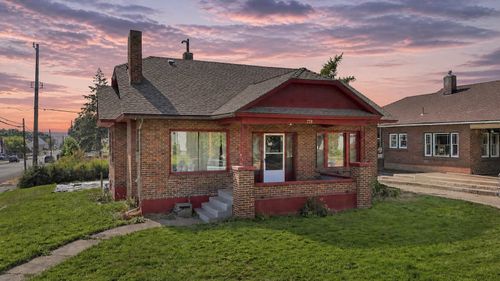 228 E Glass Ave, Spokane, WA, 99207 | Card Image