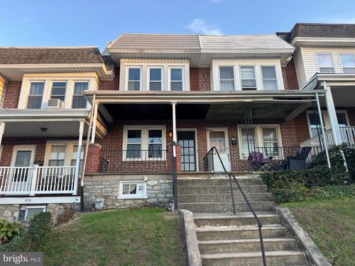 828 Ford St, BRIDGEPORT, PA, 19405-1220 | Card Image