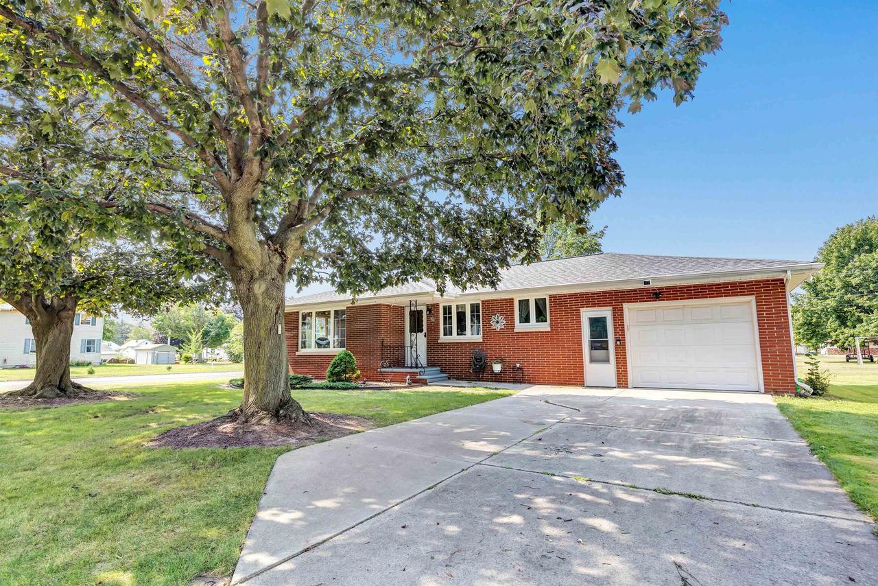 1st St, Luxemburg, WI 54217