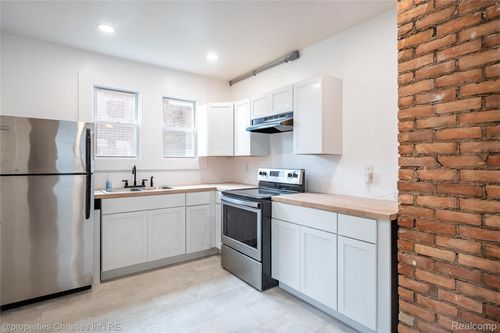 4373 Balfour Rd, Detroit, MI, 48224-3569 | Card Image