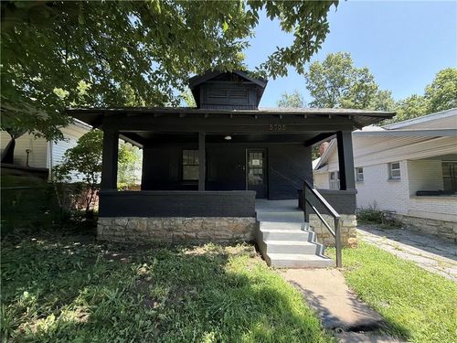 5705 Park Ave, Kansas City, MO, 64130-3427 | Card Image