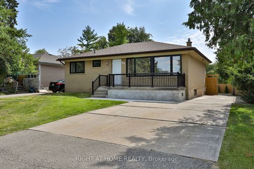 80 Stephen Dr, Bolton, ON, L7E4Y5 | Card Image