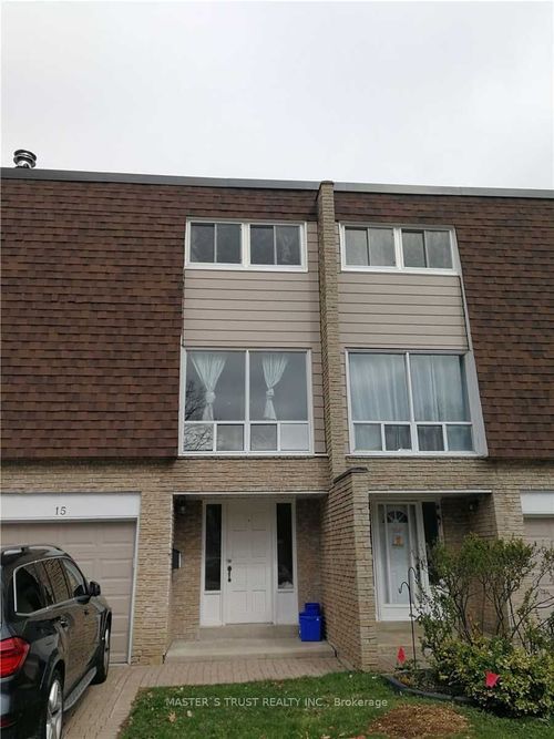 15-653 Village Pky, Unionville, ON, L3R2R2 | Card Image