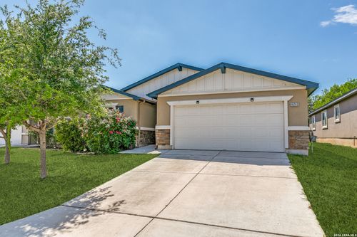 10203 Relic Oaks, San Antonio, TX, 78240-4478 | Card Image