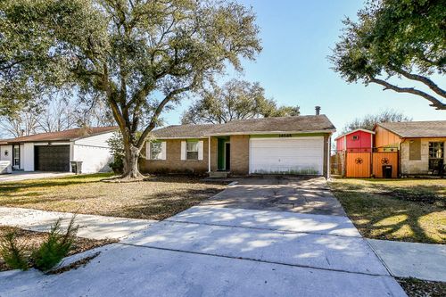 14646 Dartwood Drive, Houston, TX, 77049 | Card Image