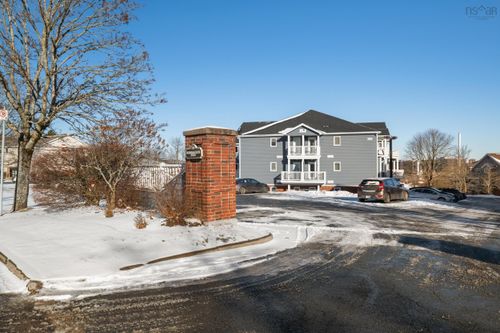 106-126 Farnham Gate Rd, Halifax, NS, B3M3Z9 | Card Image