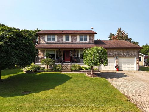 4005 Frederick St, Gads Hill, ON, N0K1J0 | Card Image
