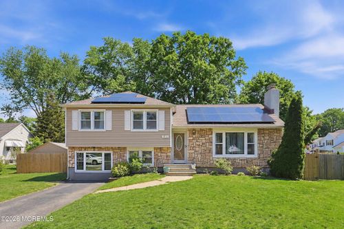 61 Lewis Ln, Brick, NJ, 08724-3619 | Card Image