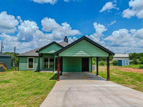 3406 Woodlake Dr, Granbury, TX, 76048-3451 | Card Image