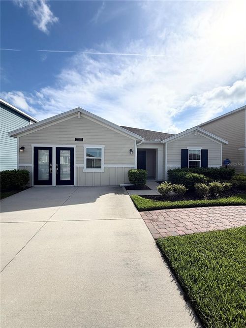 2011 Myrtle Pine St, KISSIMMEE, FL, 34746-2353 | Card Image