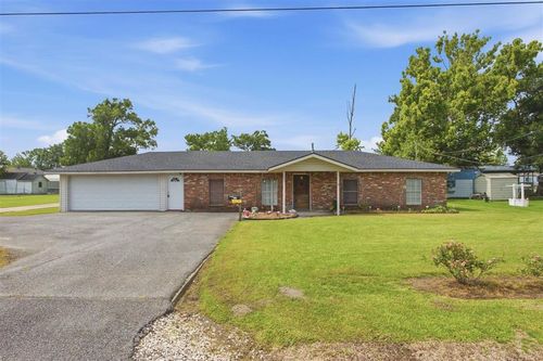 205 Vickie Ln Lane, Lake Charles, LA, 70611 | Card Image