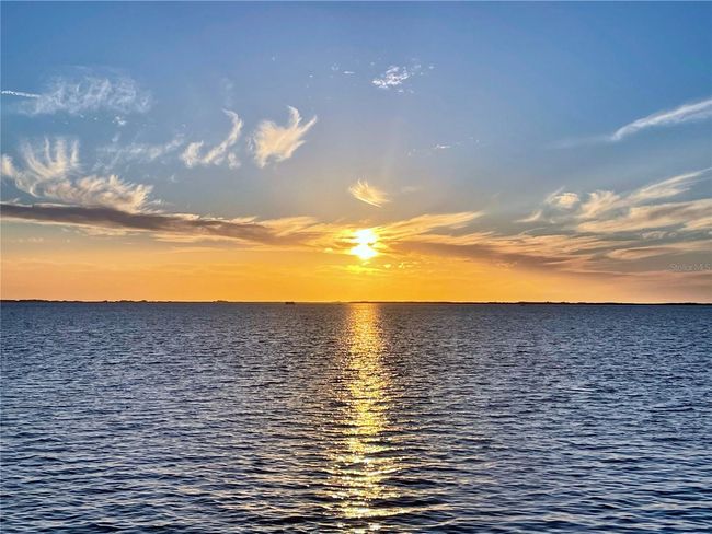 SPECTACULAR SUNSETS | Image 7