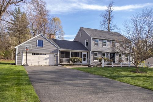 8 Bittersweet Ln, Wilbraham, MA, 01095-2209 | Card Image
