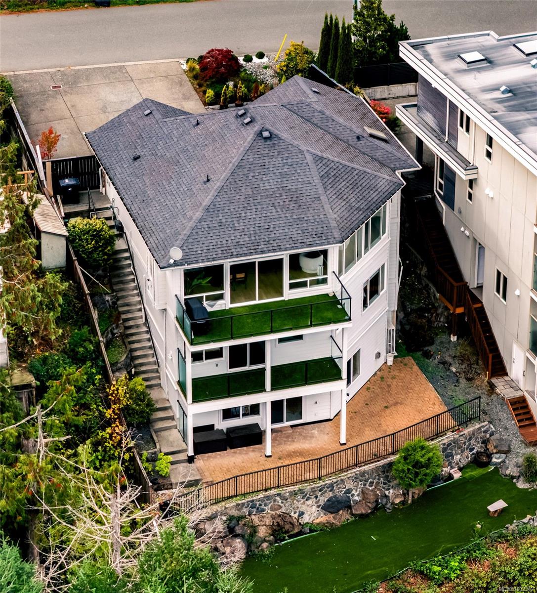Residential in Colwood 2
