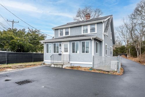 84 Bearses Way, Hyannis, MA, 02601-3831 | Card Image