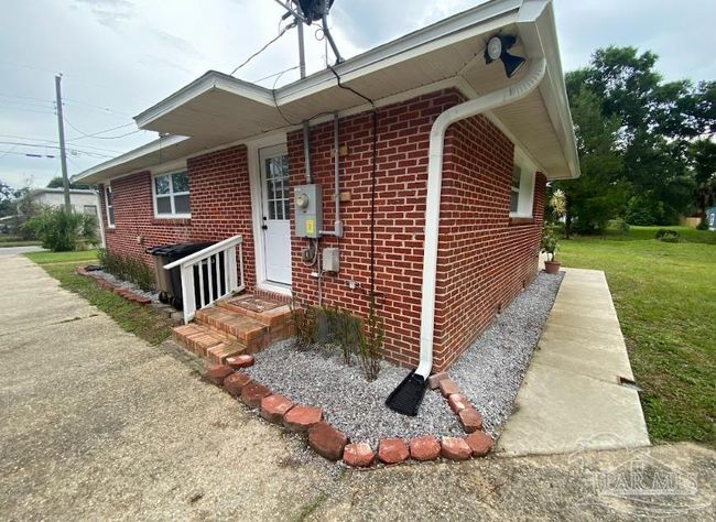 814 W Gonzalez St, House other with 3 bedrooms, 2 bathrooms and 1 parking in Pensacola FL | Image 40