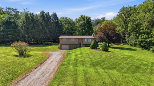 62 Chippewa Rd, Bentleyville, PA, 15314-2059 | Card Image