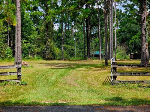 238 Winding Creek Ln, Quincy, FL, 32351-5309 | Card Image