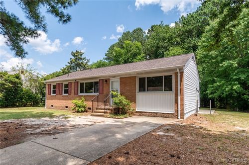 2587 Pinehurst Dr, Petersburg, VA, 23805-2534 | Card Image