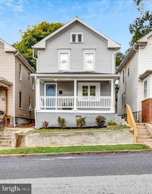 505 S Kentucky Ave, MARTINSBURG, WV, 25401-2212 | Card Image