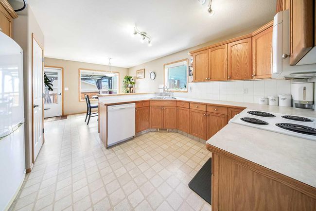 135 Keith Close, House other with 5 bedrooms, 3 bathrooms and 2 parking in Red Deer AB | Image 7
