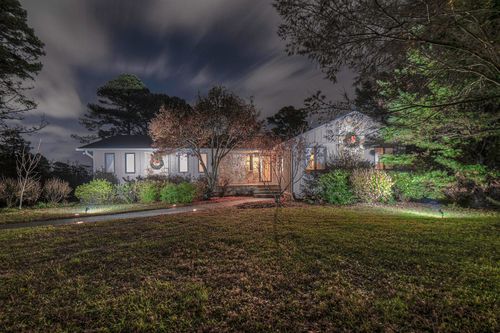 1010 Panorama Dr, Chattanooga, TN, 37421-4027 | Card Image