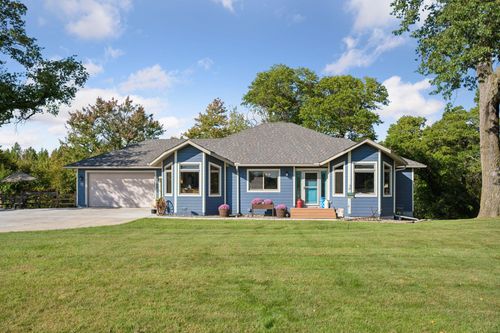 6548 Wyoming Trl, Wyoming, MN, 55092-9309 | Card Image