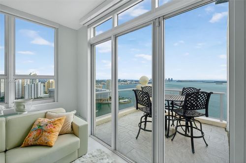 ph210-1155 Brickell Bay Dr, Miami, FL, 33131-2983 | Card Image