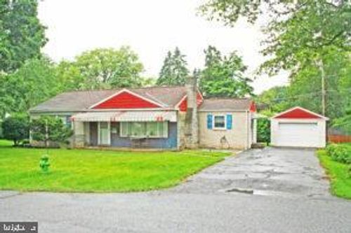 211 Frederick St, MOUNT JOY, PA, 17552-1503 | Card Image