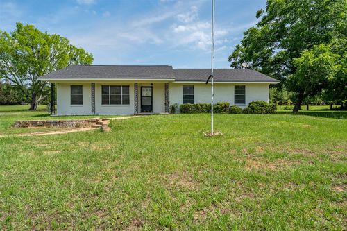 3015 E Us Highway 80, Mineola, TX, 75773-5609 | Card Image