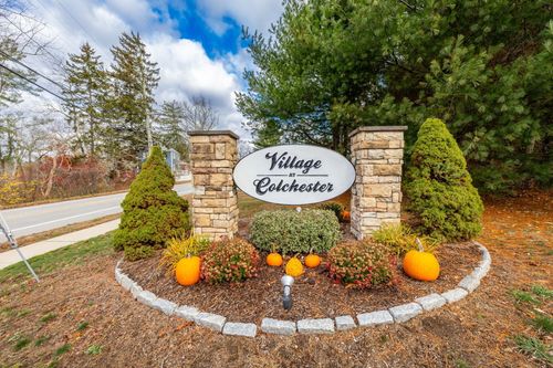 6-6 Village Ct, Colchester, CT, 06415-1043 | Card Image