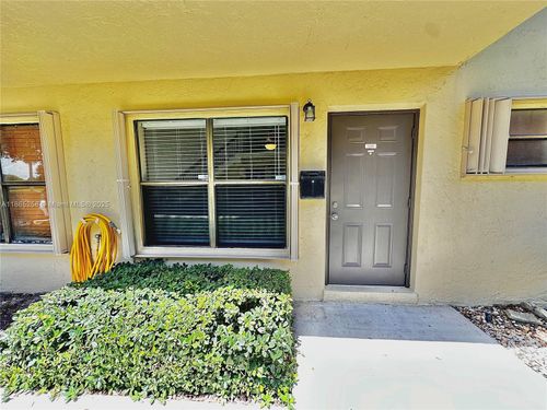 103-10055 Nw 4th St, Pembroke Pines, FL, 33024-6155 | Card Image