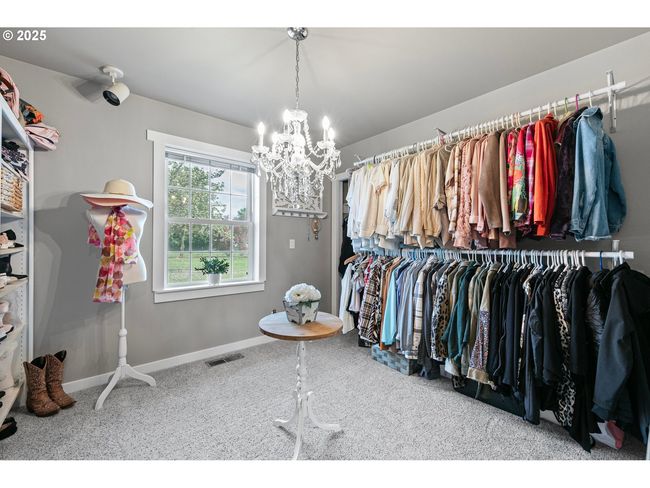 34207 Enos Dr, House other with 5 bedrooms, 5 bathrooms and 2 parking in Halsey OR | Image 28