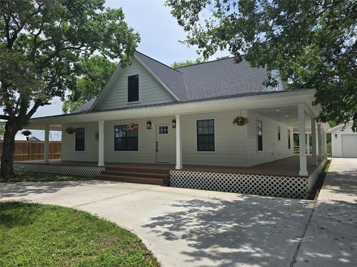 1585 County Road 237, Ganado, TX, 77962-8803 | Card Image