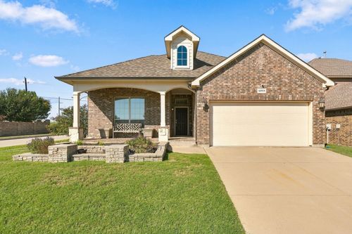 12701 Diamond Peak Drive, Fort Worth, TX, 76177 | Card Image