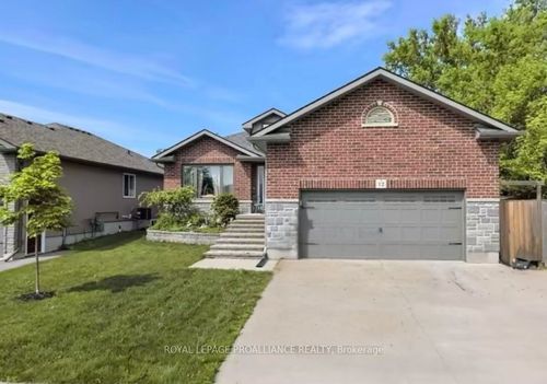 12 Hill Rd, Trenton, ON, K8V0C6 | Card Image