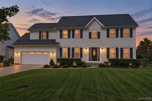 314 Enchanted N, Lancaster, NY, 14086 | Card Image