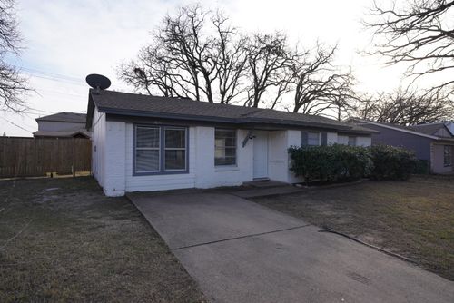 14628 Oakwood Ln, Balch Springs, TX, 75180-3608 | Card Image