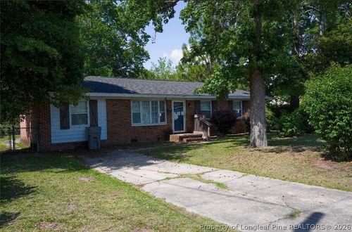 1395 E 7th St, Lumberton, NC, 28358-5013 | Card Image