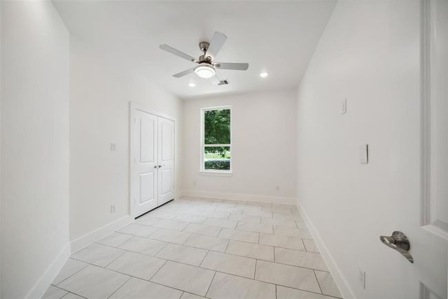 702 Azalea St, House other with 4 bedrooms, 2 bathrooms and 2 parking in Prairie View TX | Image 22