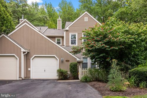 330 Rowantree Cir, YARDLEY, PA, 19067-5744 | Card Image