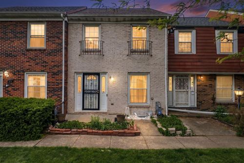 u10-2472 Hardesty Drive S, Columbus, OH, 43204 | Card Image